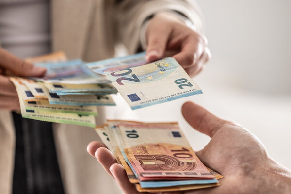 Verbod_op_contante_betalingen_van_€_3.000_of_meer